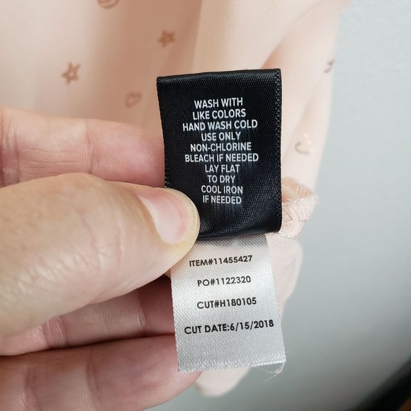 Torrid Women's Size 3 Hearts Moon And Stars Sleeveless Top Blush Pink And Gold - Picture 5 of 10